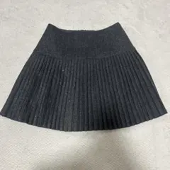 ダークグレー プリーツスカートのサムネイル