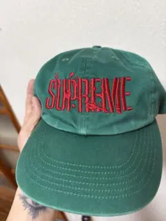 Supreme グリーンキャップ レッド刺繍