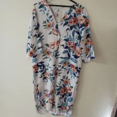 DoCLASSE　花柄 Vネック ワンピース サイズ9