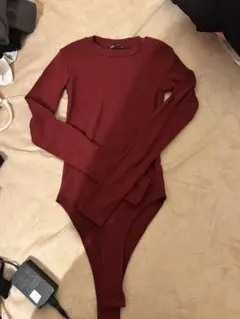 ZARA バーガンディ 長袖ボディスーツ S