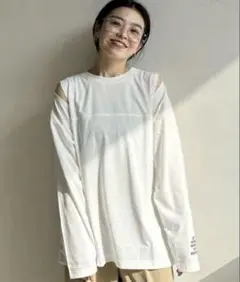 オフショルダー ホワイト 長袖Tシャツ