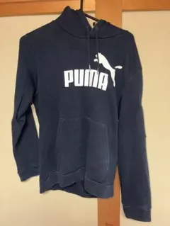PUMAフード付きパーカー