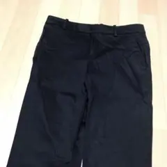 ストレッチパンツ　ユニクロ　ウエスト58センチ　sサイズ ぐらい　黒パンツ