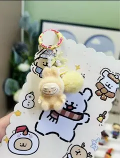 超人気、可愛い らぶぶ Labubu ミニぬいぐるみキーホルダー黄色