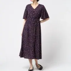 美品　allureville 大人気完売　ワンピースのサムネイル
