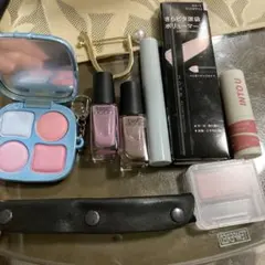 早い者勝ち！千円ポッキリ❤︎化粧品と雑貨SET