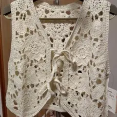 アイボリー ニットベスト 未使用 Sサイズ