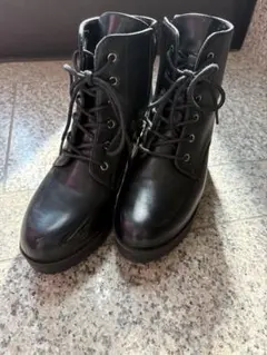 厚底ショートブーツ