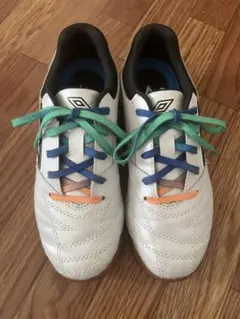 Umbro フットサルシューズ ホワイト