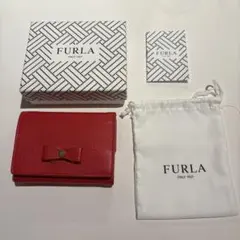 FURLA GLENDA 三つ折り財布 ID入れ付き　フルラ　リボン　赤