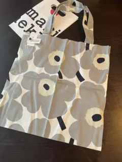 マリメッコ フラワーパターン トートバッグ