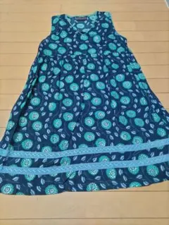 MALAIKA　フラワープリント ノースリーブワンピース　ブルー　コットン