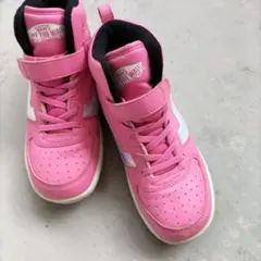 ピンク色の17センチVANS　ハイカットシューズ