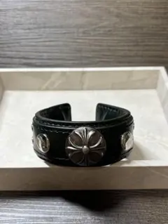 【ハンドメイド】レザーブレスレット　クロムエクセル×ヌメ革 ハンドメイド】レザーブレスレット クロムエクセル×ヌメ革 - メルカリ