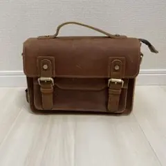 ブラウンレザーショルダーバッグ　革製