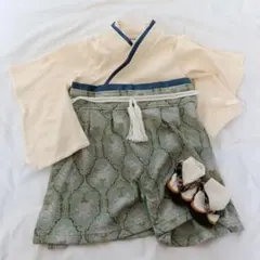美品　ベビー　袴　50 70 　靴下付