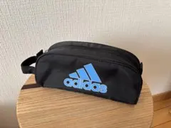 adidasアディダス　ポーチ　小物入れ　洗面用具入れ　など