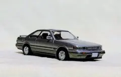 トミカＬＶＮ　　NISSAN　ＬＥＯＰＡＲＤ　（F31　アルティマ　'88）のサムネイル