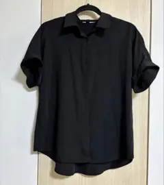 GU Ｌサイズ　ポリエステル半袖シャツ　ブラック