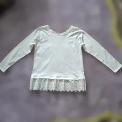 スタディオクリップ　レース付きホワイト長袖トップス