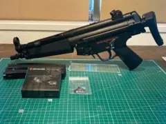 【訳あり】　東京マルイ　MP5  SD5 電動ガン　マガジン2本つきカスタム品 訳あり】 東京マルイ MP5 SD5 電動ガン マガジン2本つきカスタム