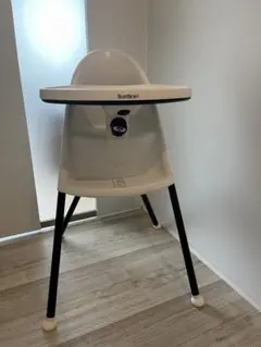 ベビービョルン（BABYBJORN）ハイチェア　ハーネスなし　白×黒　（廃盤品） Amazon | ベビービョルン 【日本正規品保証付】 ハイチェア