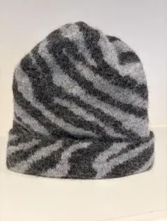 ZARA アニマル柄ニットビーニー帽