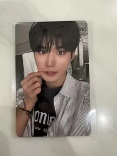 Item thumbnail for item b2aaf027-c914-48b5-8122-c347bf5a22cc