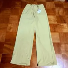 グレイル　センタープレスストレートパンツ