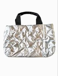 シルバーカラー ハンドバッグ（B5対応・ノーブランド）
