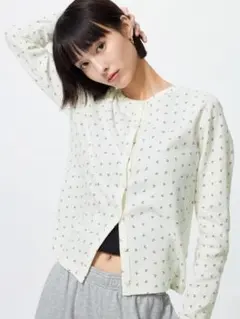ユニクロ カーディガン さくらんぼのサムネイル