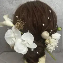カラーと白胡蝶蘭髪飾り♡成人式卒業式パール和装結婚式　袴　振袖ヘッドドレス前撮りのサムネイル