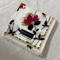 【未使用】BURBERRY ハンカチ 花柄 ホワイトのサムネイル