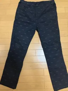 HUF ロゴパターン 黒パンツのサムネイル