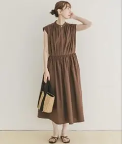 アーバンリサーチ ノースリーブタックギャザーワンピース