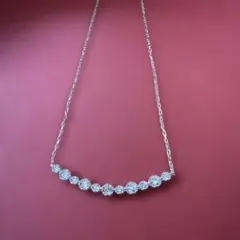 k18 ホワイトゴールド　ダイヤモンド　ペンダント