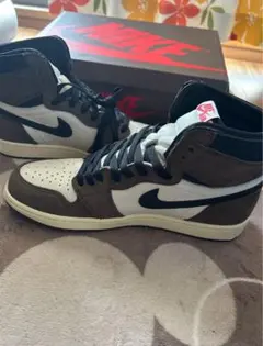 Travis Scott × Nike Air Jordan 1 High OG