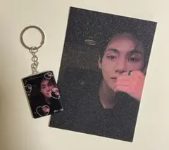 BTSテテ　テヒョン　V　アクリルキーホルダー＆ポストカード　セット①