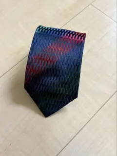 FENDI 幾何学模様 シルクネクタイ　イタリア製
