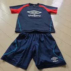 umbro 半袖プラクティスシャツ＆ショートパンツ セットのサムネイル