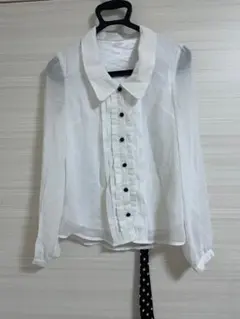 【CHUXXX】長袖 ブラウス フリル 水玉リボンタイ付き（Mサイズ・ホワイト）のサムネイル