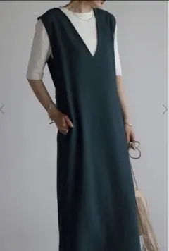 Ｖネックノースリワンピース Bonjour sagan