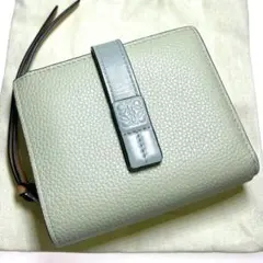 2025年最新】LOEWE 折り財布の人気アイテム - メルカリ