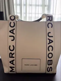 マークジェイコブスのサムネイル