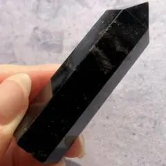 【虹入り！漆黒！限定大特価】最強魔除け　天然石　モリオン　ポイント