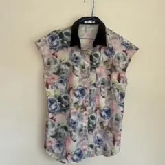 HERE'S 多色花柄 半袖シャツのサムネイル