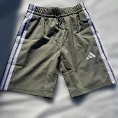 adidas ハーフパンツ 150cm オリーブ
