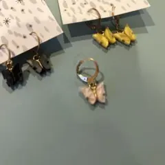 蝶モチーフ ピアスセット カラフル