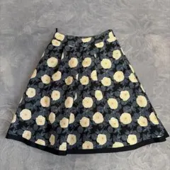 エムズグレイシーフレアースカート