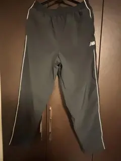 New Balance ブラック　ジャージパンツ M（シャカシャカ）